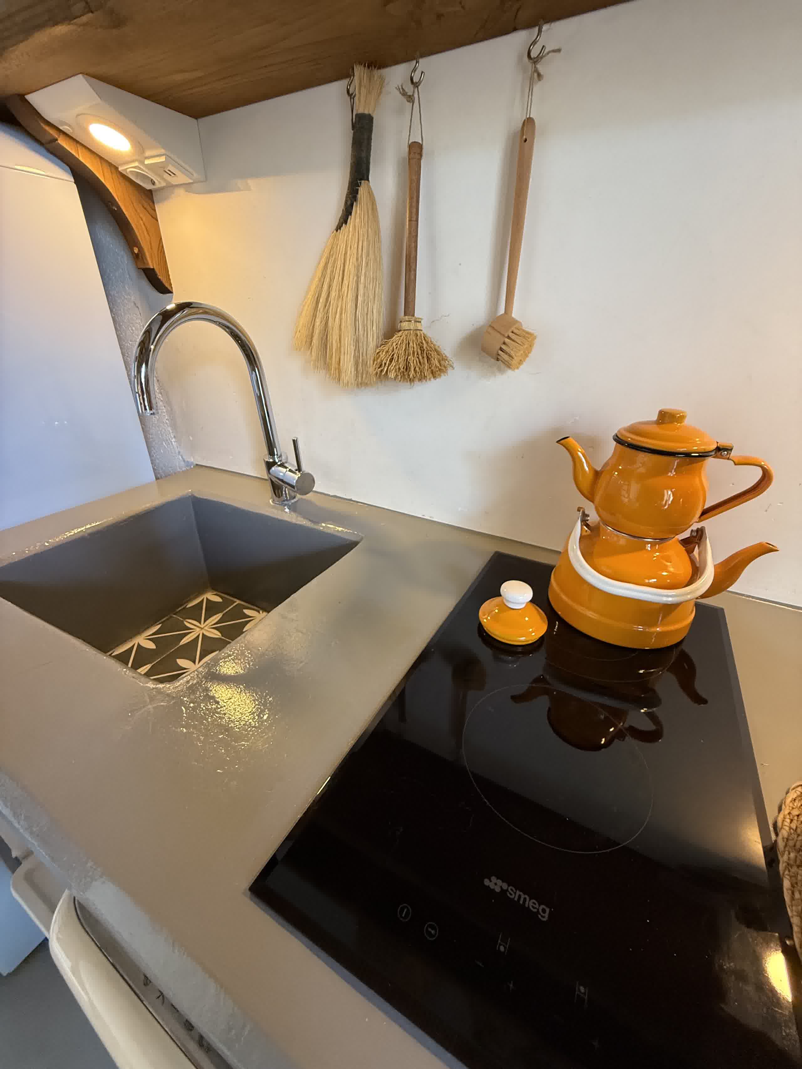 Spitaki Kitchen View